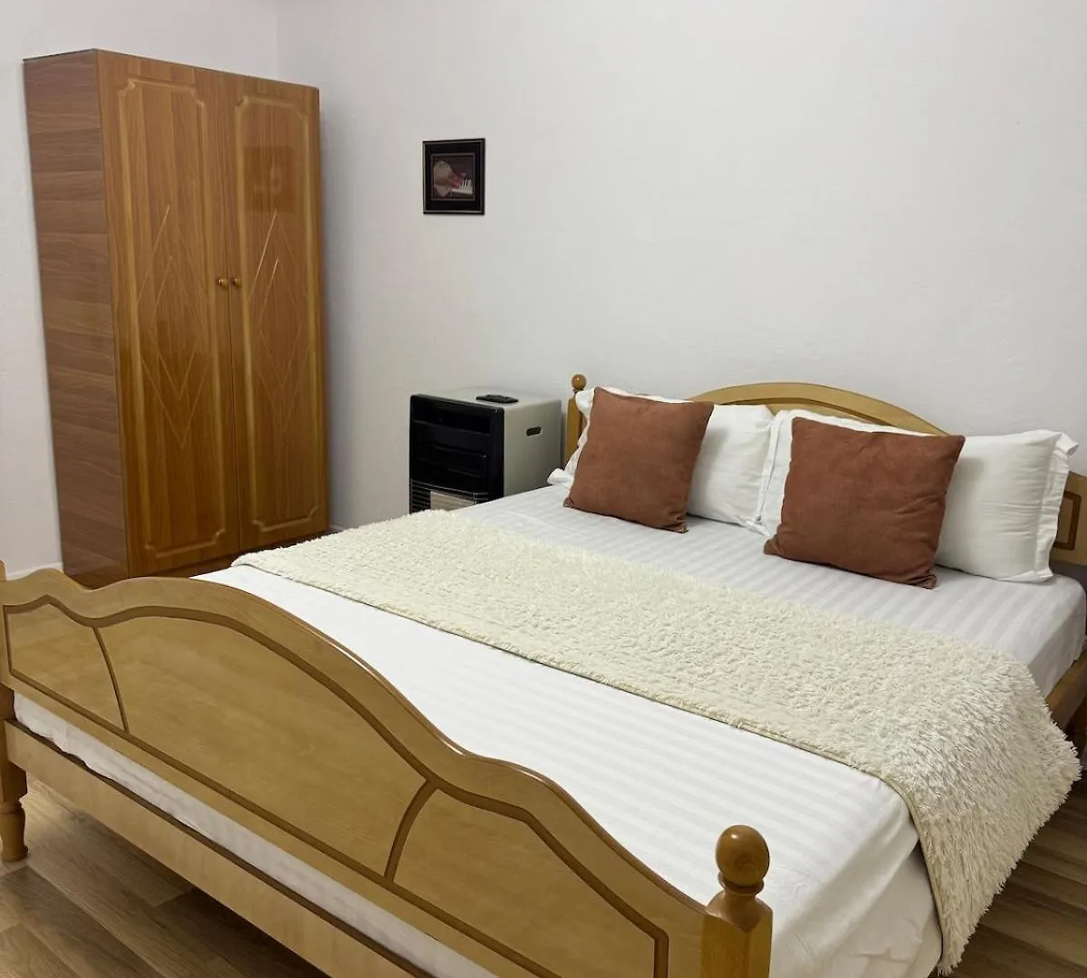 Apartment In Rus, Shkodër 0*,